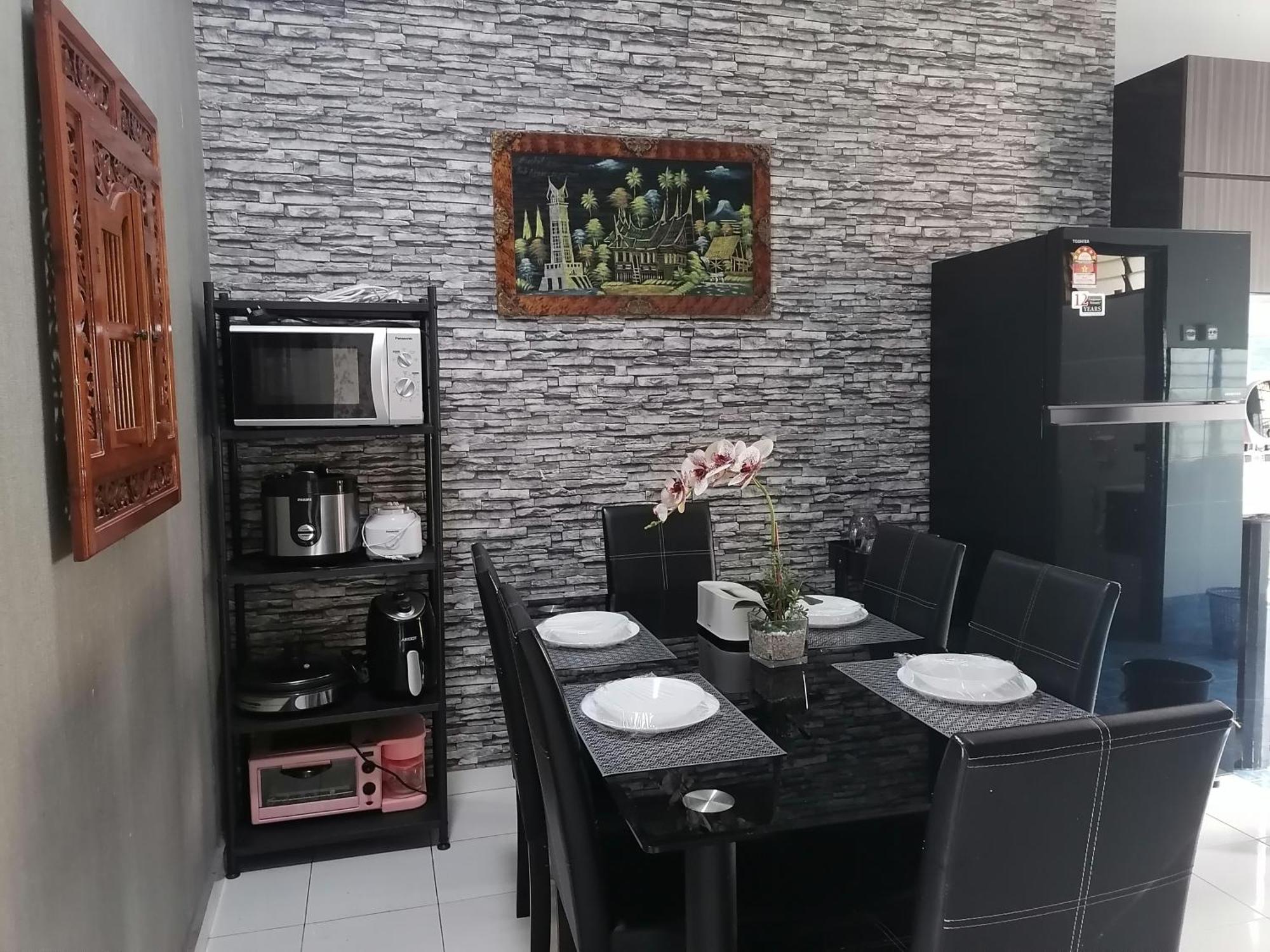 Dkamar Homestay At Desaru, Fully Aircond, Wifi, Coway, Street View 4 Min To Desaru Beach Kangkar Chemaran 外观 照片