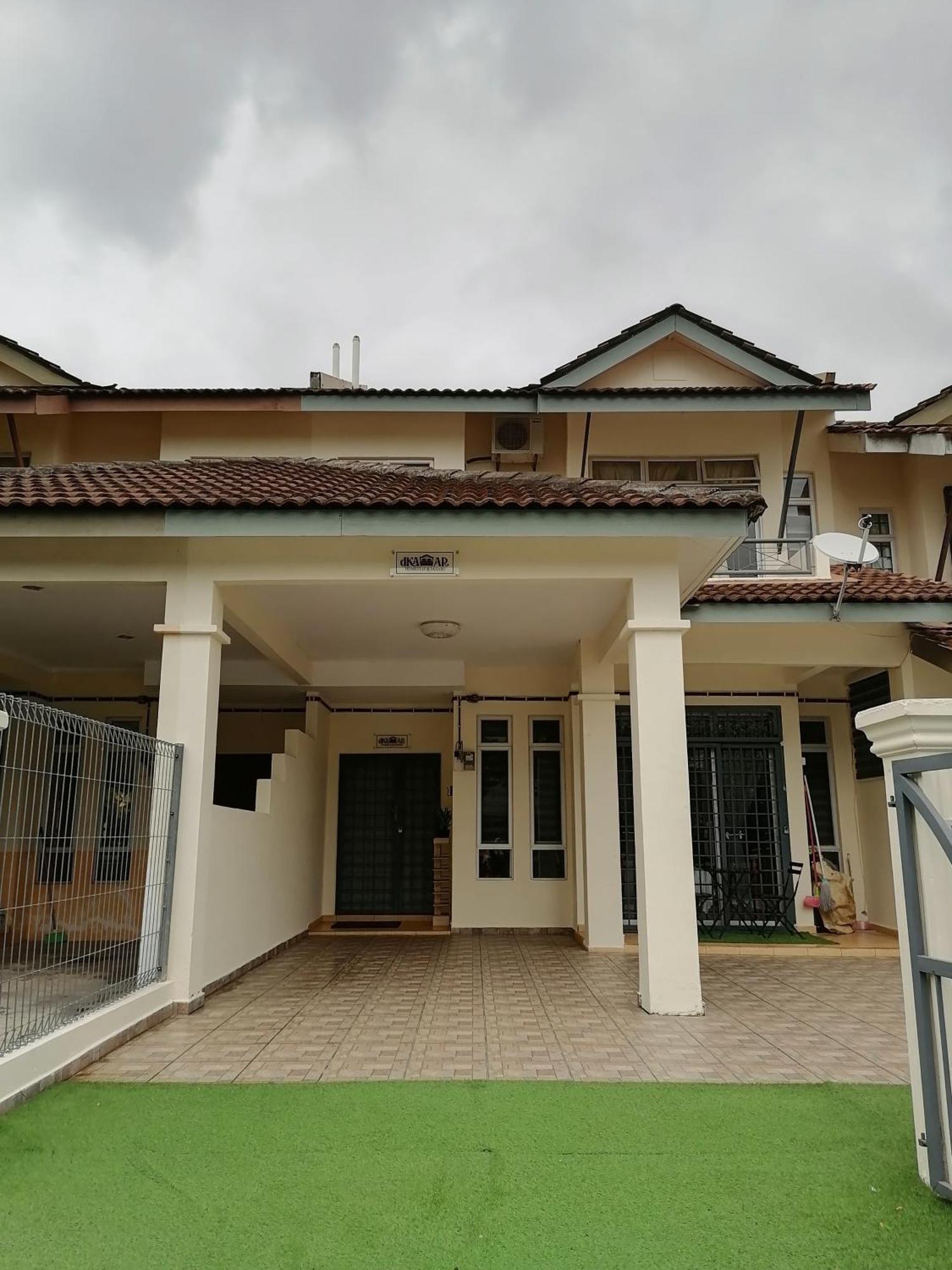 Dkamar Homestay At Desaru, Fully Aircond, Wifi, Coway, Street View 4 Min To Desaru Beach Kangkar Chemaran 外观 照片